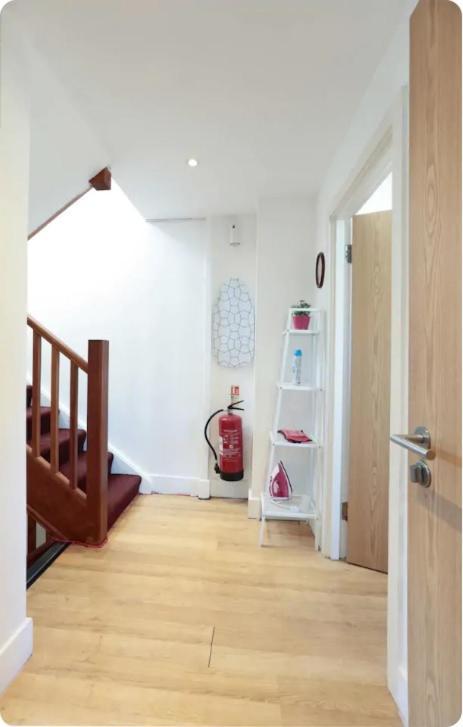 Lovely Private Bedrooms In Euston, Central 伦敦 外观 照片